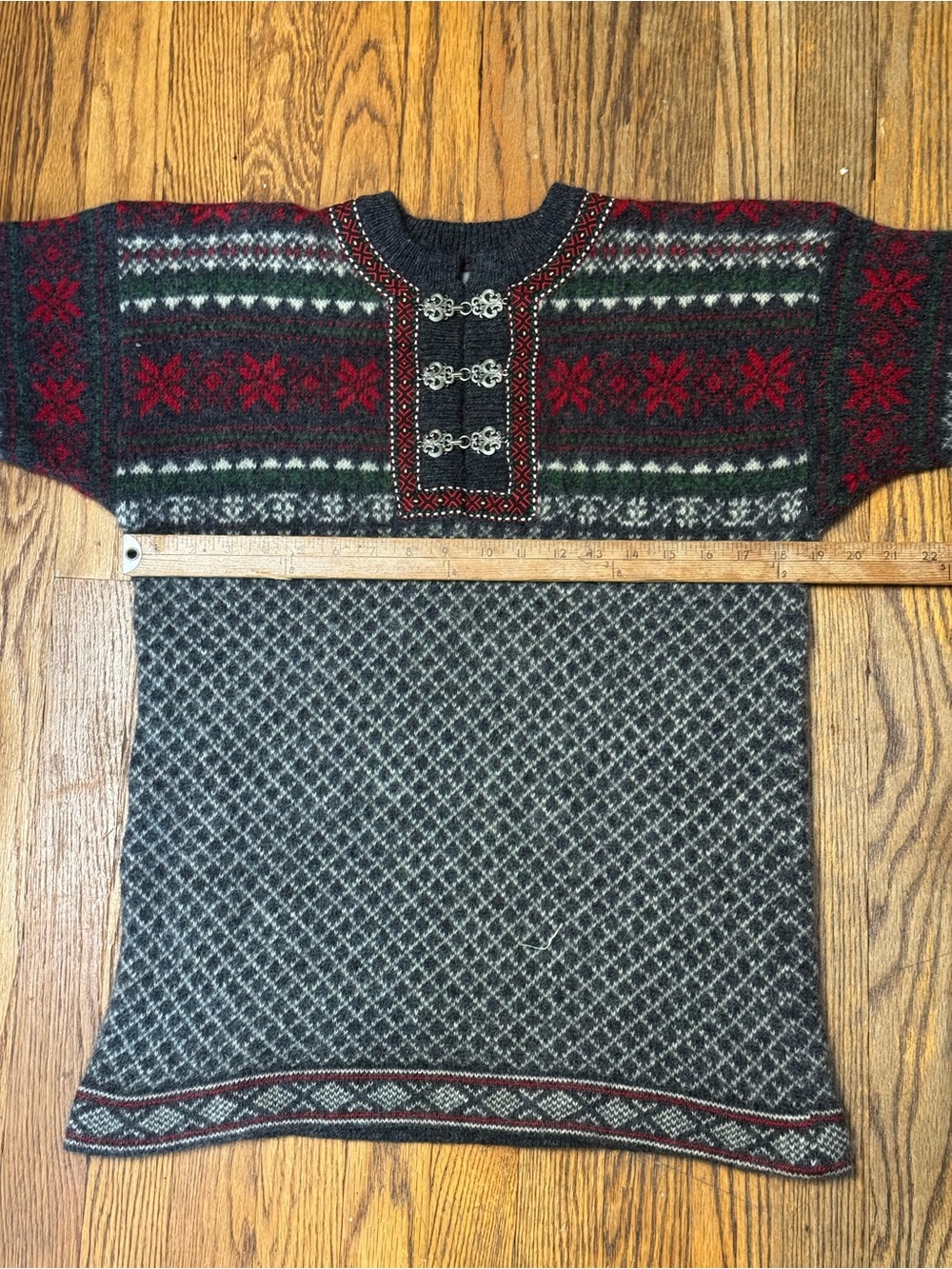 VINTAGE Squaw Valley 100% Wool Sweater - Picture 6 of 16